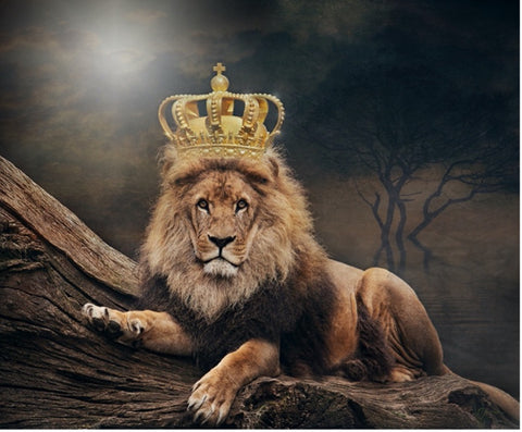 Lion avec couronne 