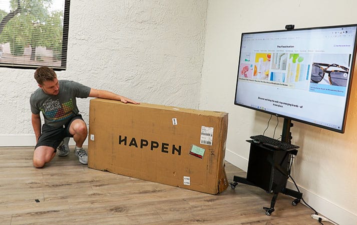 Unboxing Happen Standing Desk