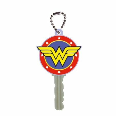 GRAPHICS & MORE Wonder Woman Classic Logo Keychain Heart Love Metal Key  Chain Ring