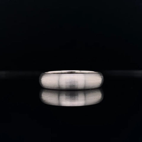 Just Gold Jewellery - MEN'S CURVED SATIN FINISH WHITE GOLD WEDDING BAND