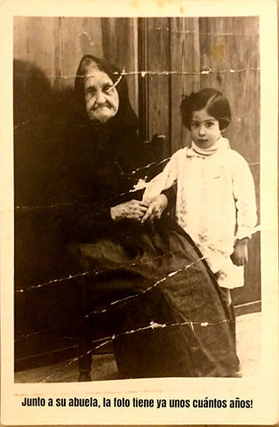 Imagen de la abuela junto a su abuela