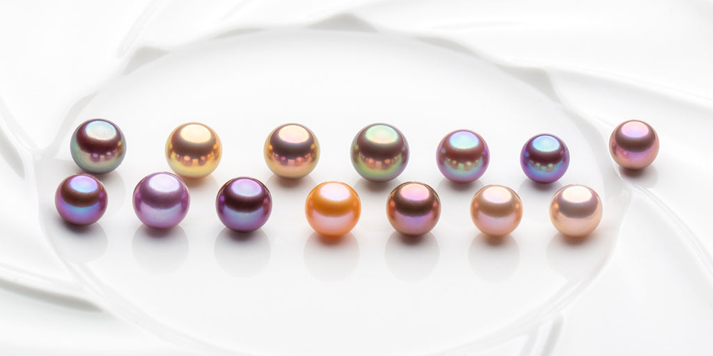 Different hue and different overtone of Edison pearls