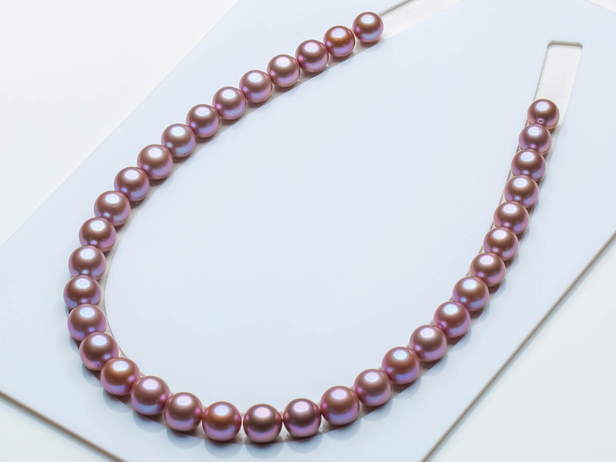 edison pearl strand.jpg__PID:55aa399d-5cc5-49fe-a69d-b0b9e8be466a