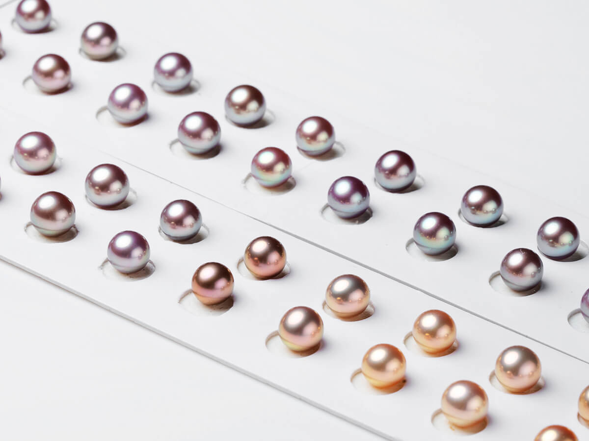 freshwater paired pearls3.jpg__PID:0729e3a3-8ec7-45aa-b99d-5cc559fe669d