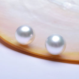 white pearl.jpg__PID:dcdb1da0-4a80-4391-9cd1-6bd611eb4e97