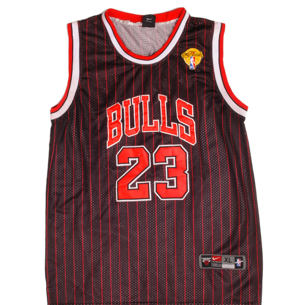 ROOKIE GOAT . Michael Jordan Chicago Bulls Jersey Size 2XL . https