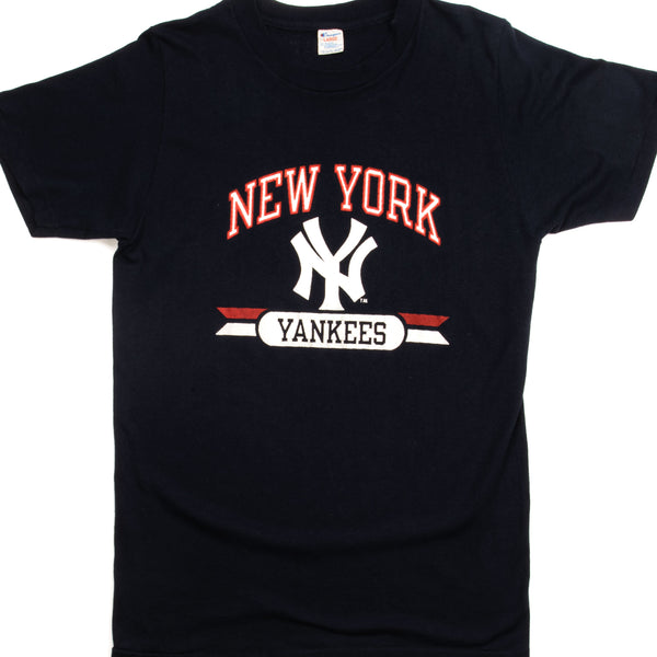 CustomCat New York Yankees Vintage MLB T-Shirt Red / M