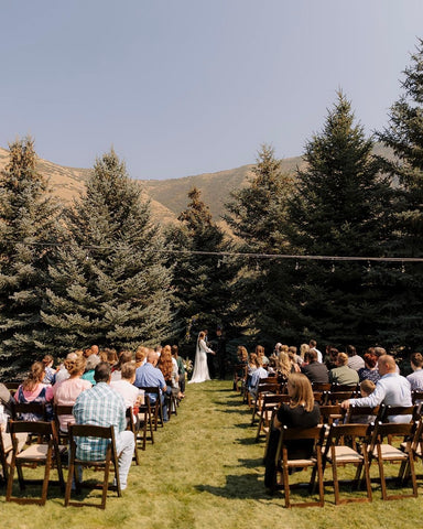 wedding inspiration planning engagement outdoors special sentimental moments memories bridals session mountain wedding