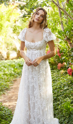 regency romance beautiful fairytale wedding trends 2023 florals