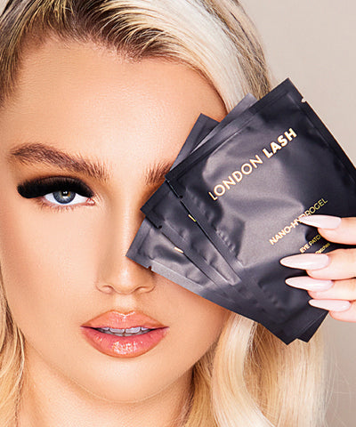 Model holding hydrogel eye patches