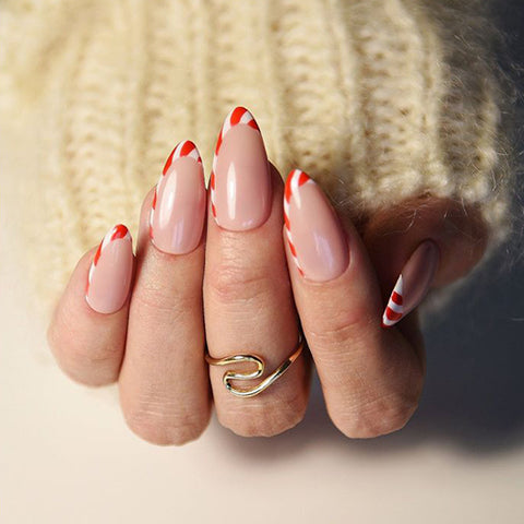 Candy Cane nails for Christmas nails