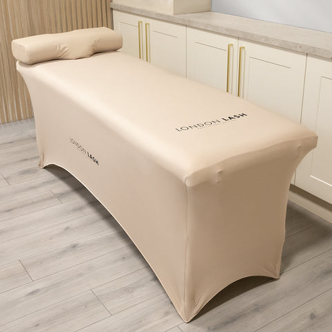 A beige lash bed from London Lash