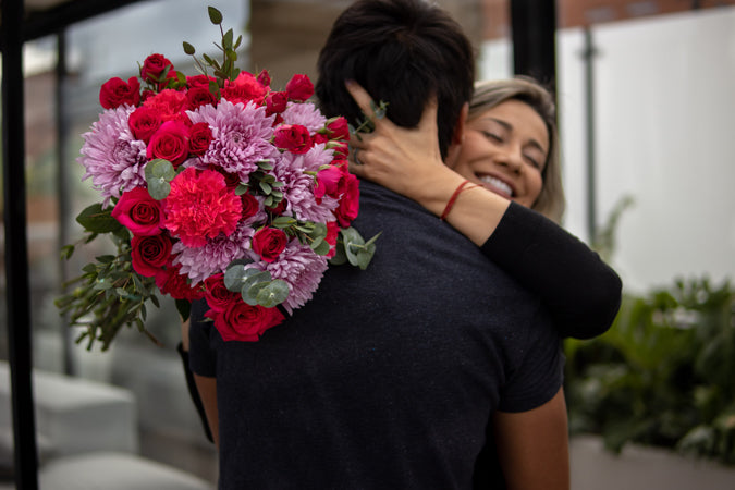  bouquet of roses meaning - La Florela