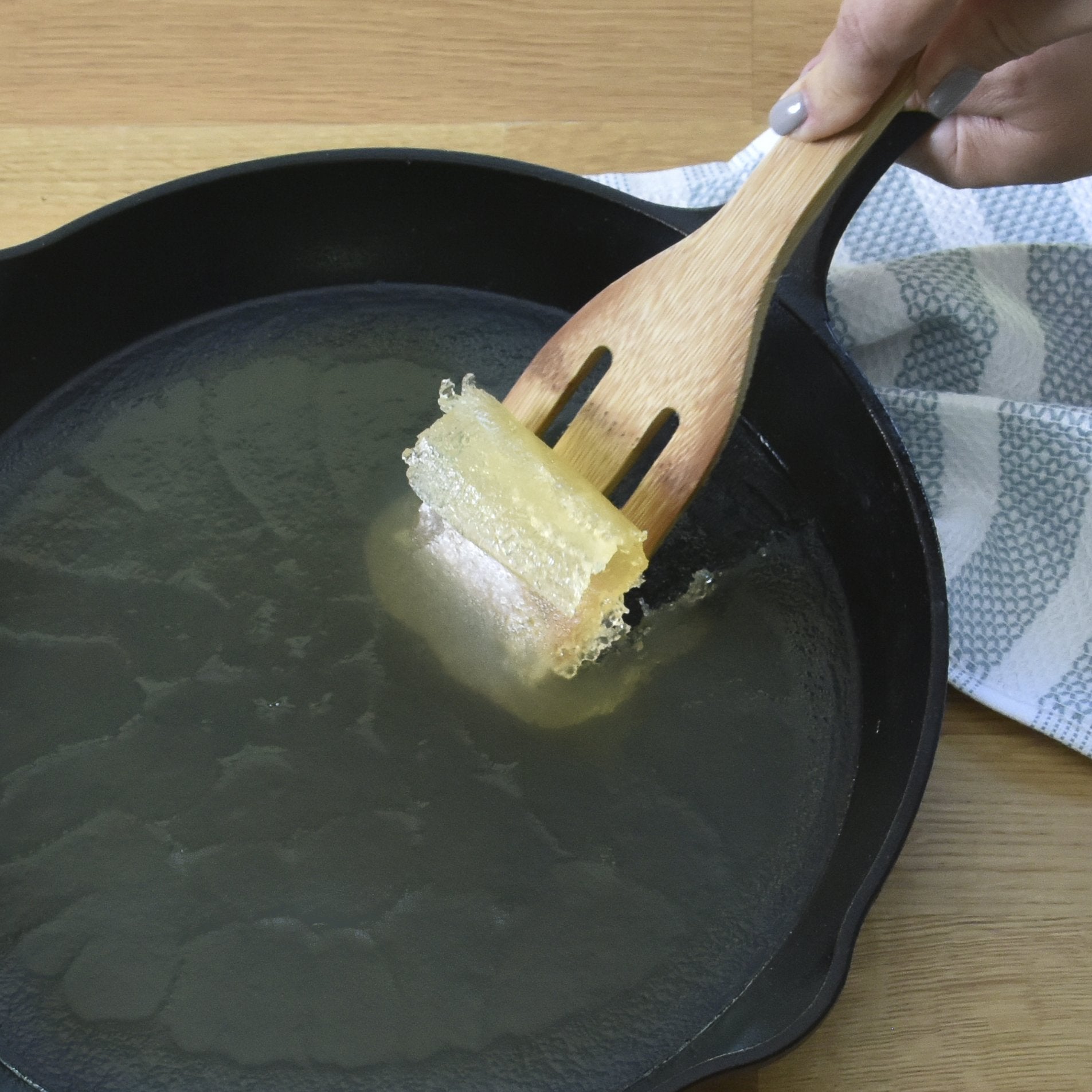 This $13 Product Makes Cleaning Up & Disposing of Kitchen Grease a Total  Breeze