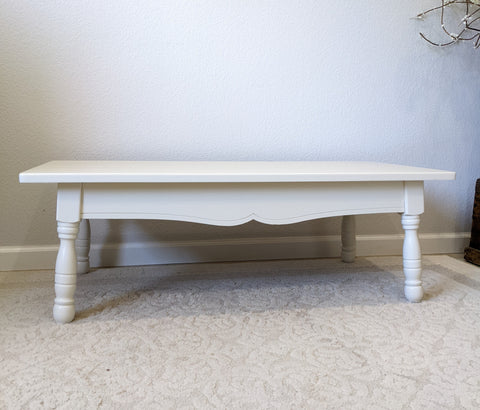 Updating An Early American Coffee Table – Simply Chic Furniture