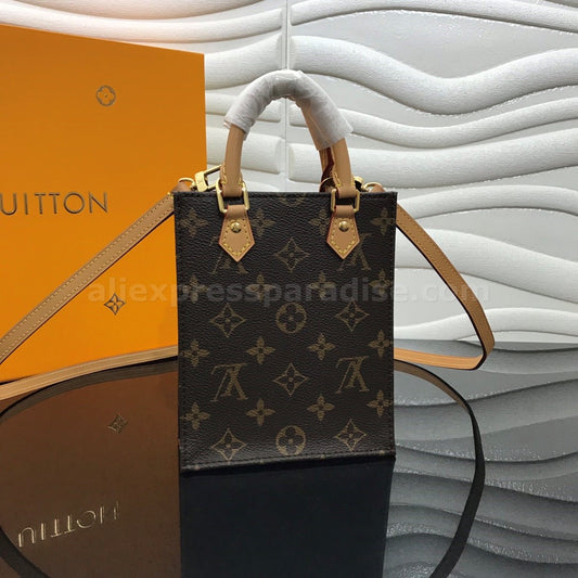 Shop Louis Vuitton Sac Plat Horizontal Zippe (M55733) by 環-WA