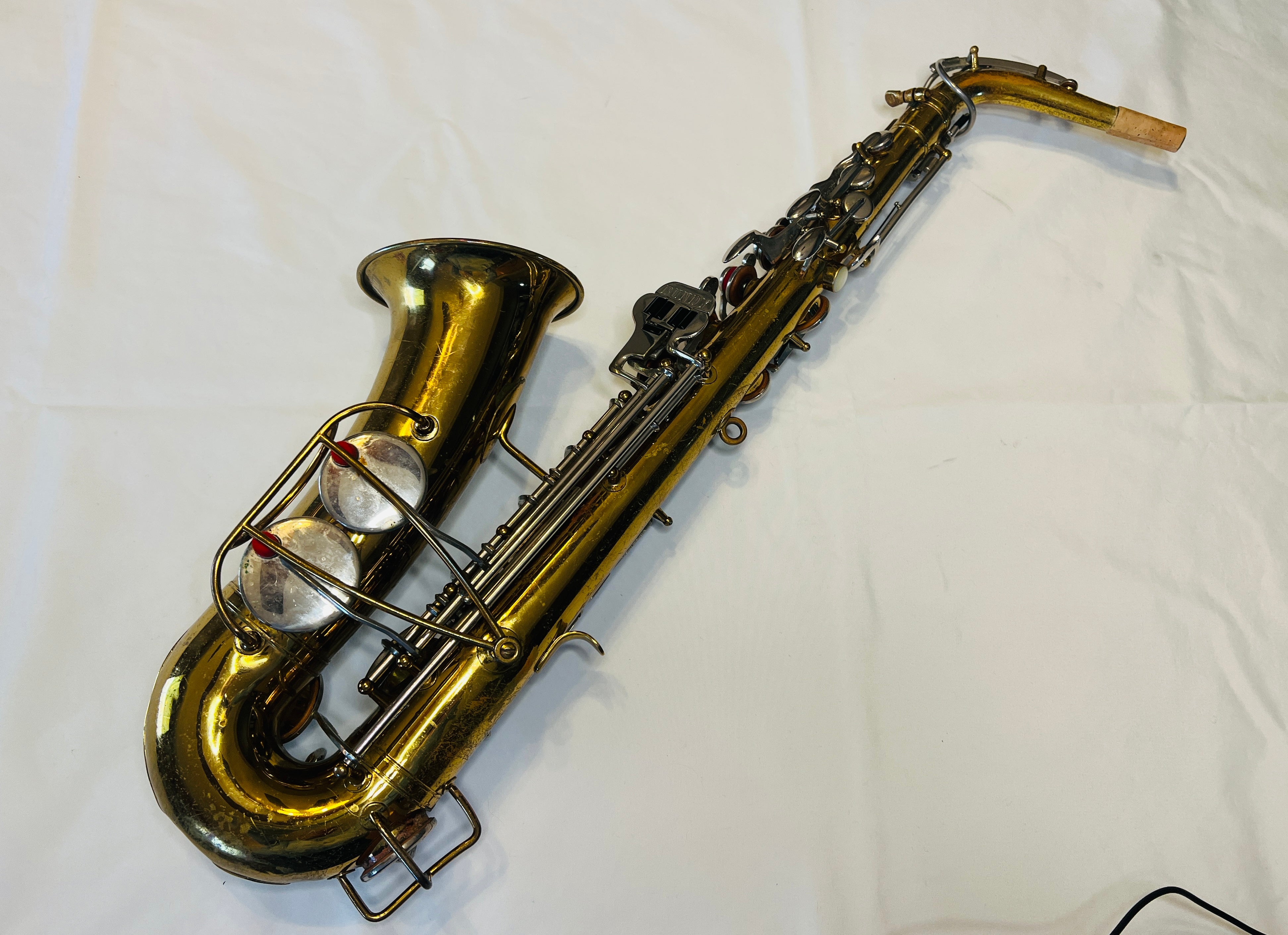 Саксофон х. Самый гигантский саксофон в мире. Флейта банди Selmer u. s. a.