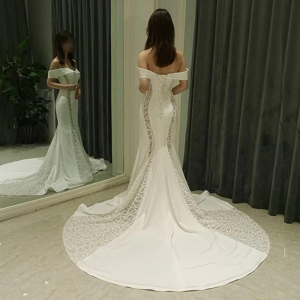 Simple Bodycon Wedding Dress in Crepe With Detachable Tulle Train-overskirt  and Sleeves Elegant Corset-bustier Mermaid Bridal Gown RENE -  Canada