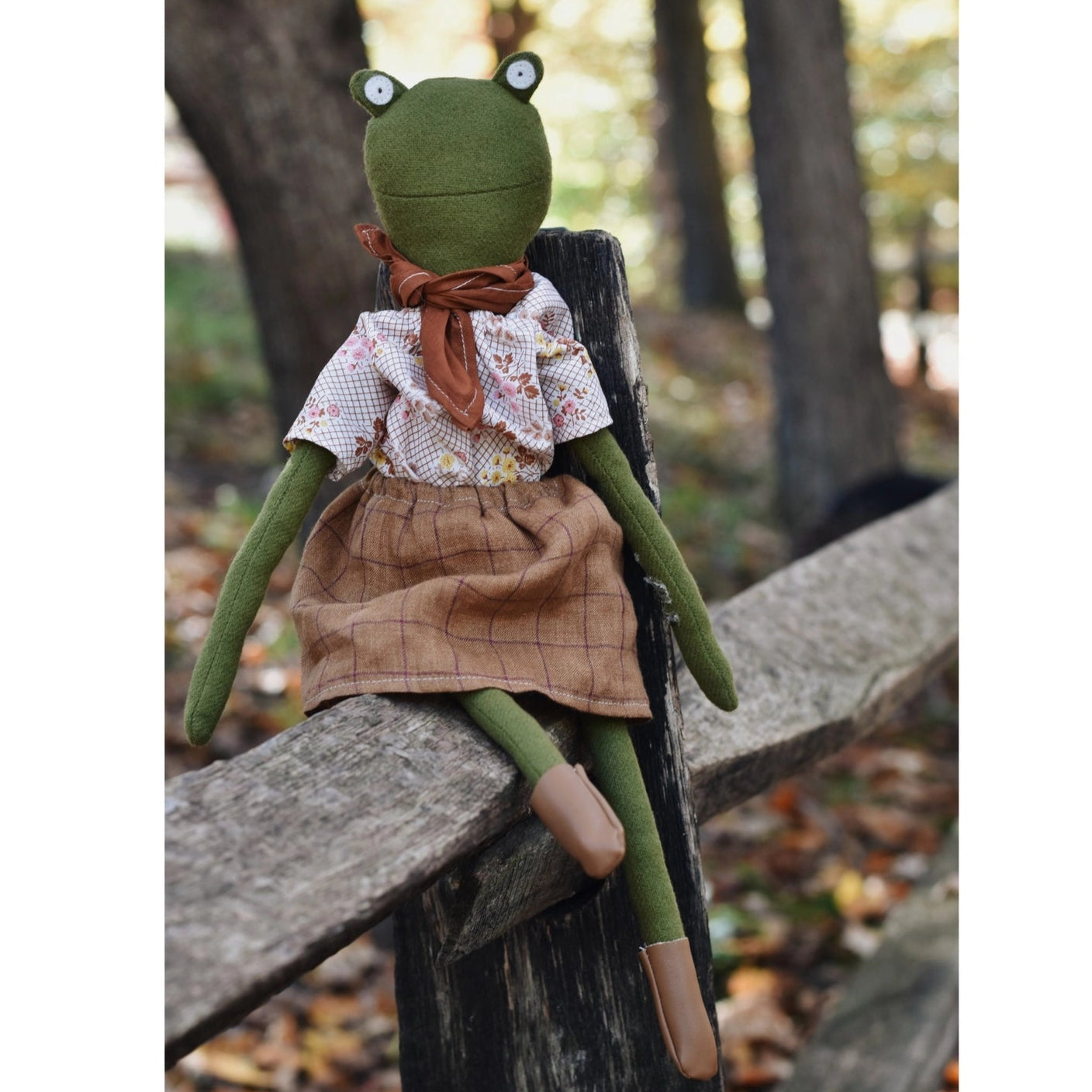 Fern The Frog | Heirloom Doll