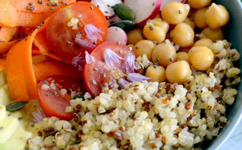 Ensalada de quinoa con garbanzos