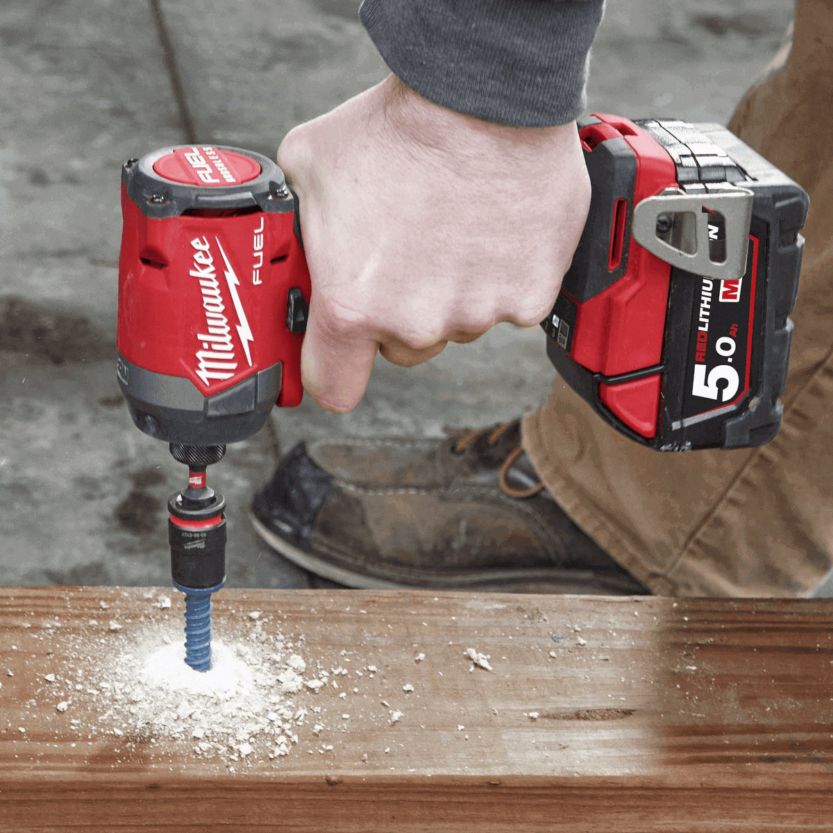 Milwaukee 18V Brushless Twin Pack Impact Driver + Combi Drill with 2 x 5.0Ah Battery T4TKIT-16181 - Image 5