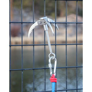 FOLDABLE GRAPPLING HOOK WITH SAWTOOTH PRONGS