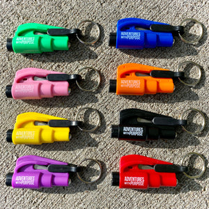 2-in-1 Emergency Window Breaker Seat Belt Cutter Survival Keychain