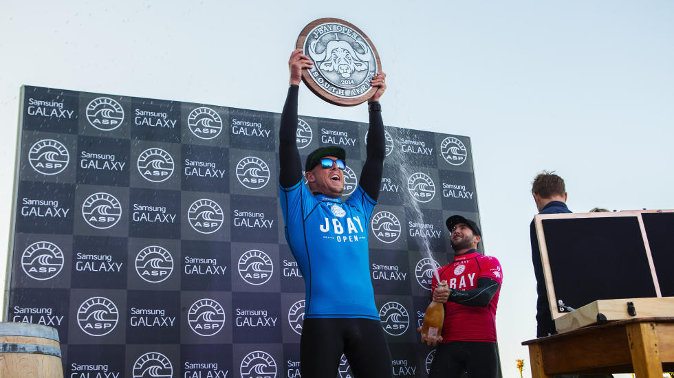 The victory, Fanning’s second of the season after Bells Beach in April, moved him up to No. 3 on the ASP WCT rankings behind Gabriel Medina and Parkinson. Photo: ASP / Kirstin Scholtz