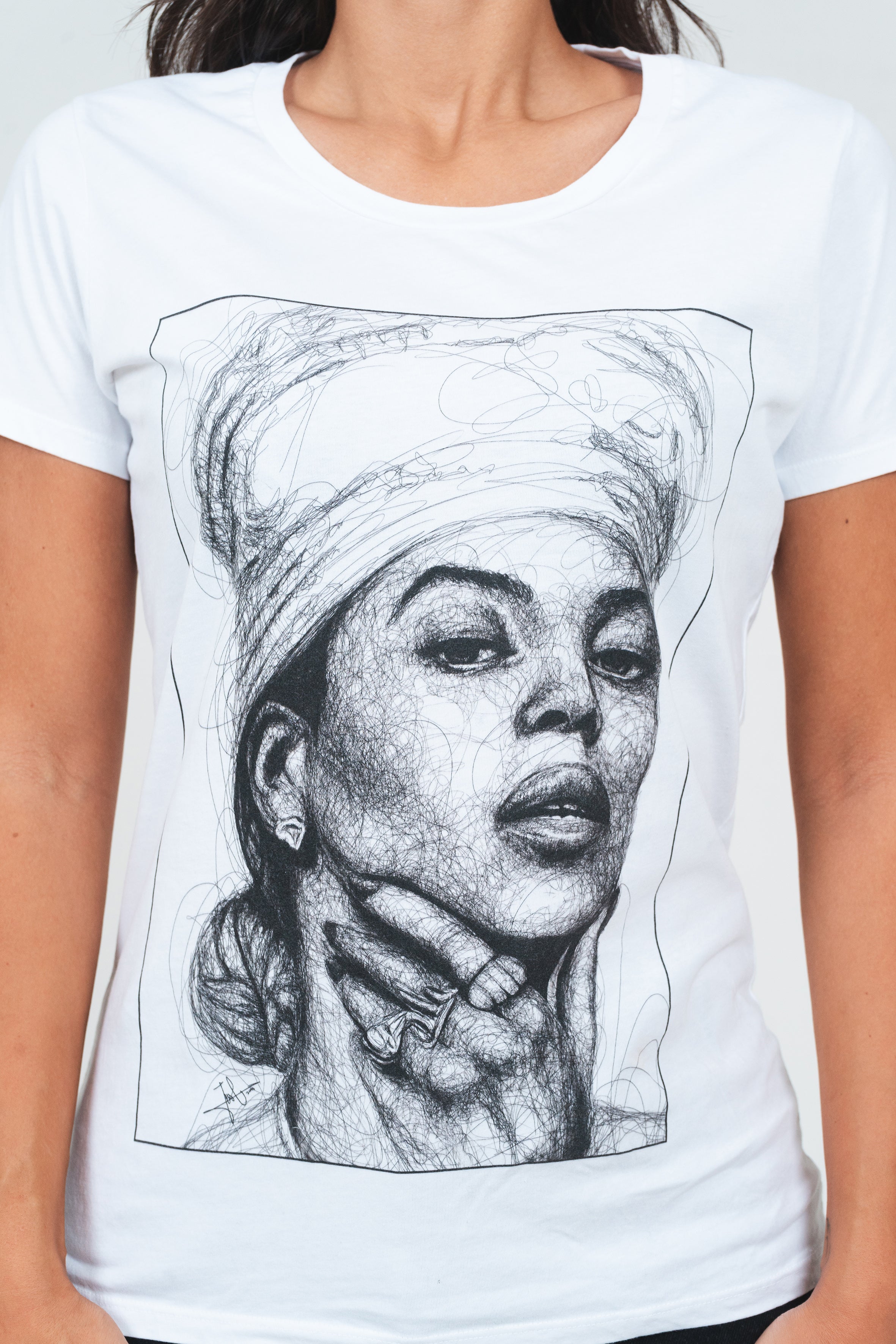 Queen Bey III Tee