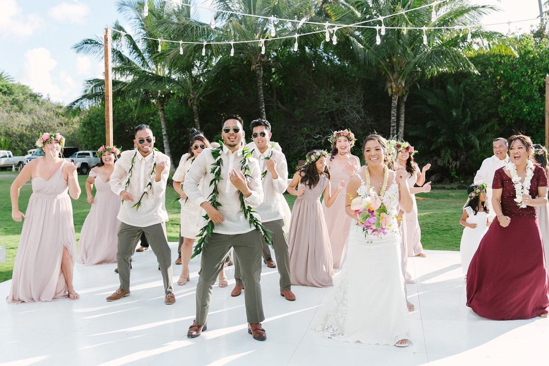 Couple and guests dancing at their wedding at Lou Lou Palms Estate, HI