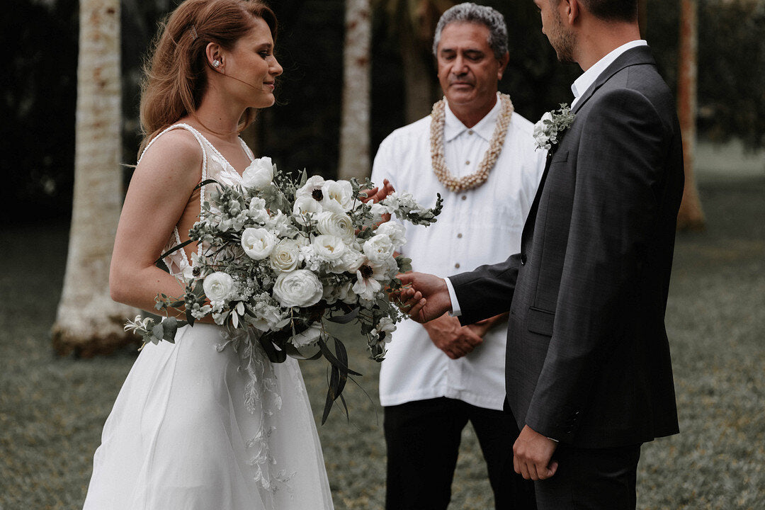 Wedding ceremony on Oahu, Hawaii