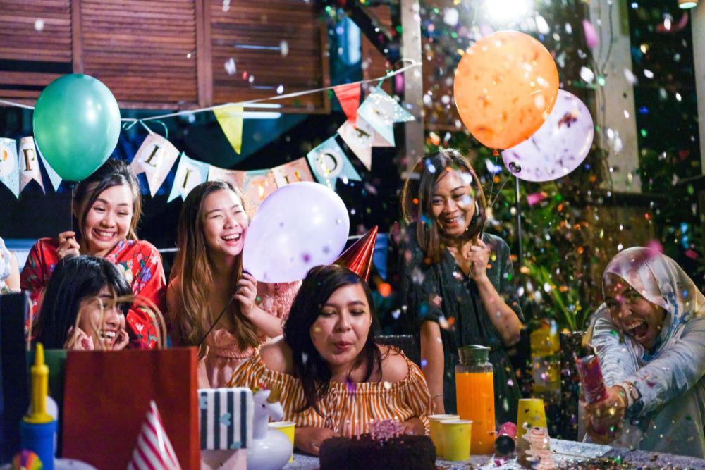 Balloon-filled Birthday Party as cheap birthday