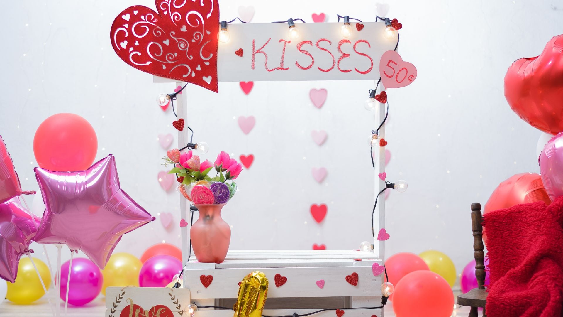 Balloon Photo Booth backdrop Women’s Day Gift Ideas