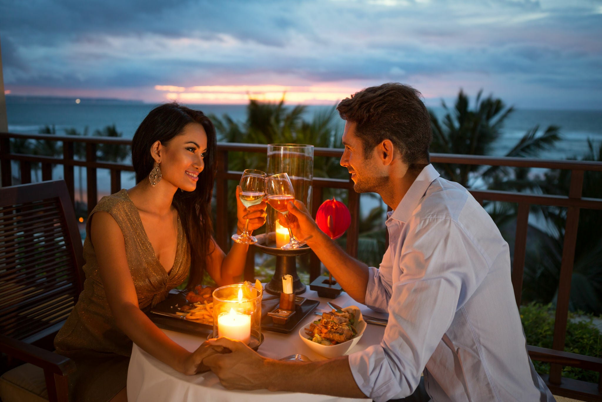 Candle Light Dinner Birthday Gift Ideas for Husband in Dubai 2024