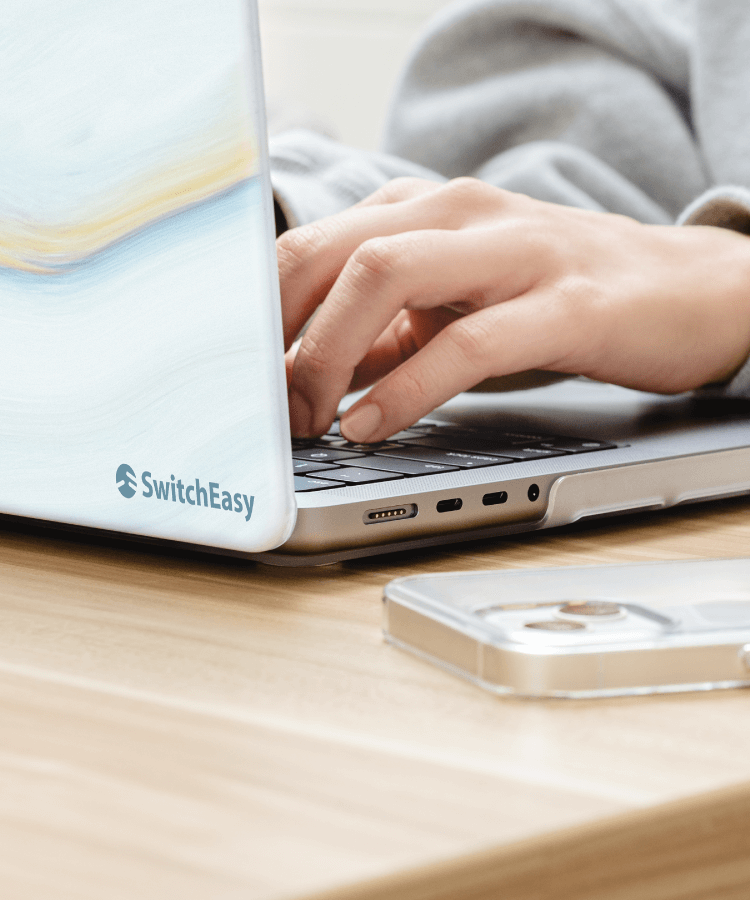 Touch MacBook Protective Case – SwitchEasy