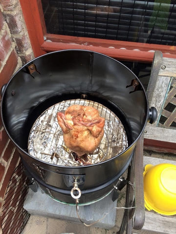 A beer can chicken on my modified el cheapo budget smoker