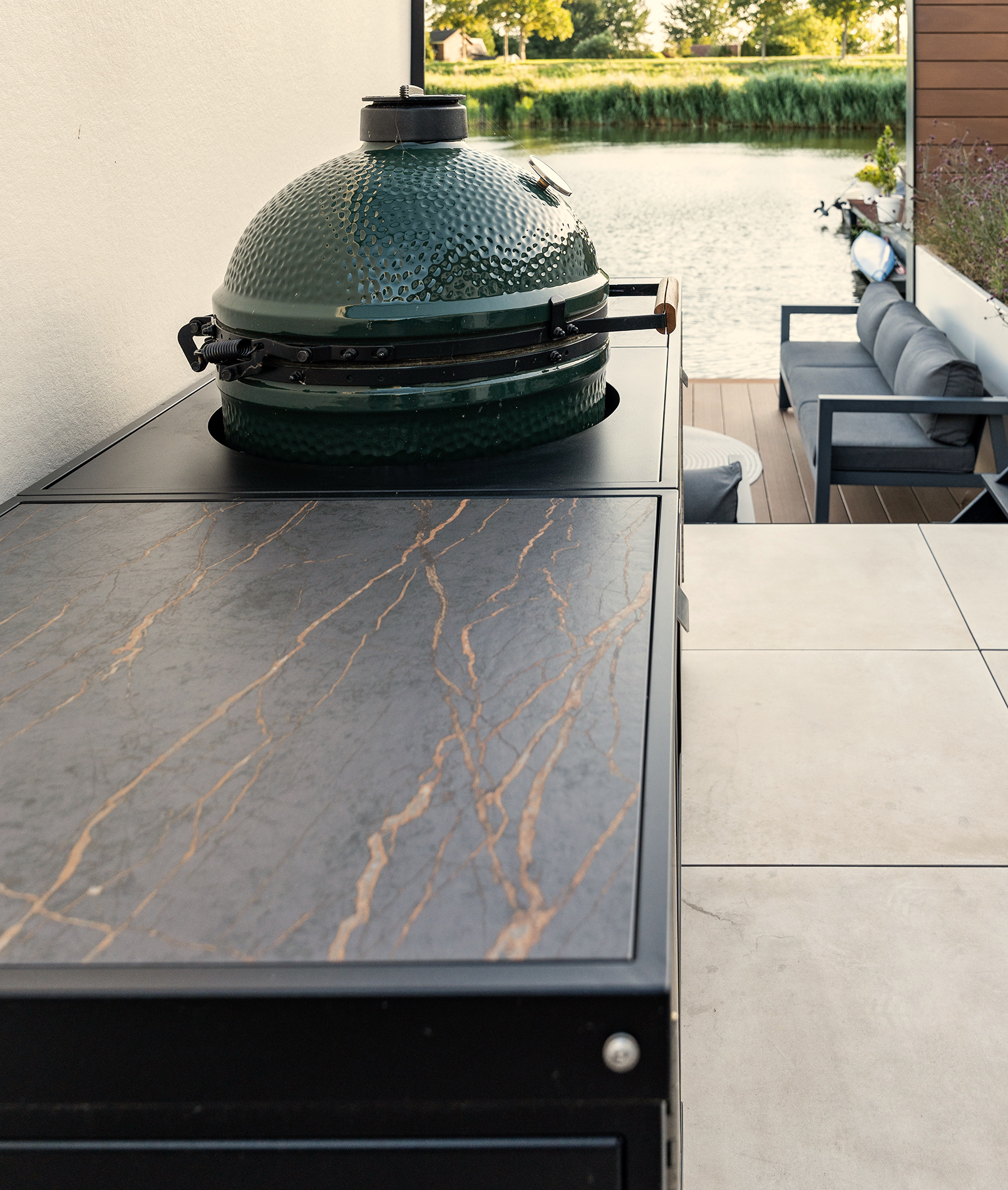 Roostr-Outdoor Kitchen-DektonLaurent