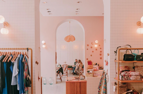 Boutique Chérie Chéri : les mures roses, vêtements