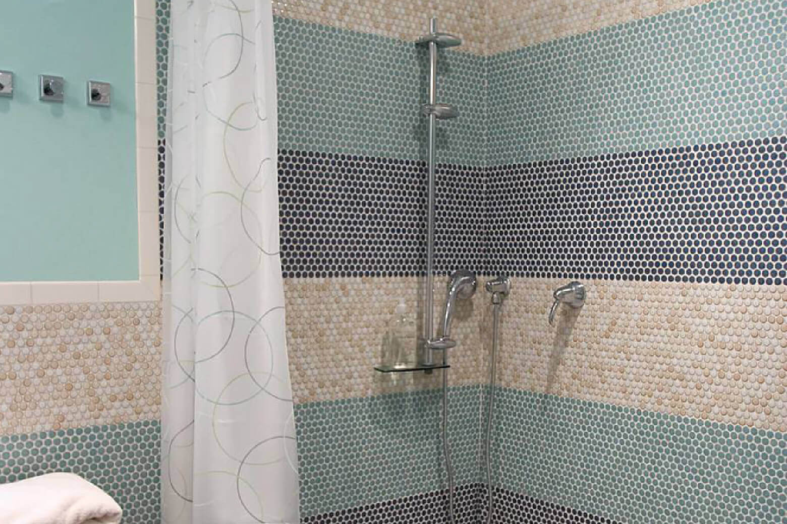 walk in shower with penny tile
