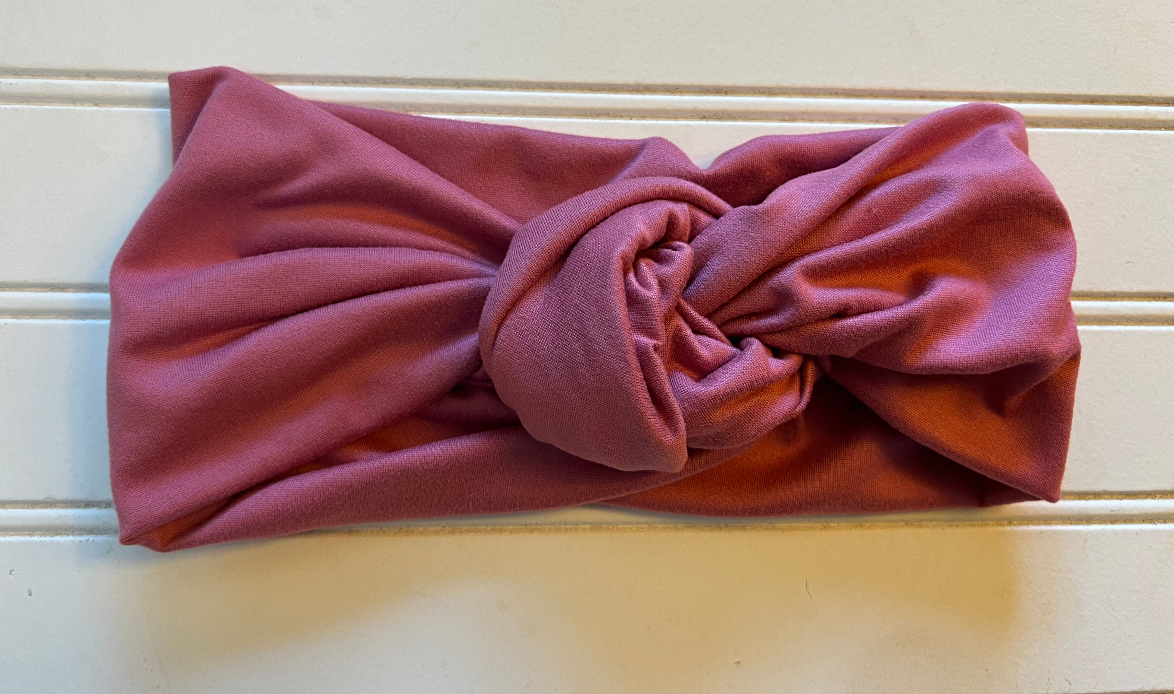 Mauve topknot