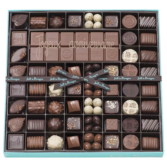 BOITE CHOCOLATS ASSORTIS ET TABLETTE CHOCOLAT NOIR 80% PERSONNALISÉE