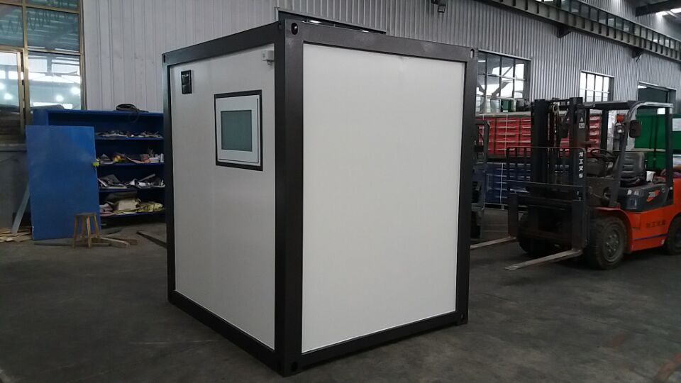 Bastone Portable Restroom w/ Showers