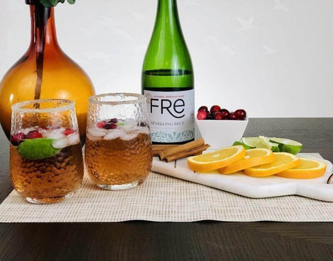 Alcohol-Free Champagne and Cranberry Juice Fizz Cocktail