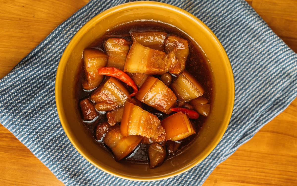 vietnamese braised pork belly