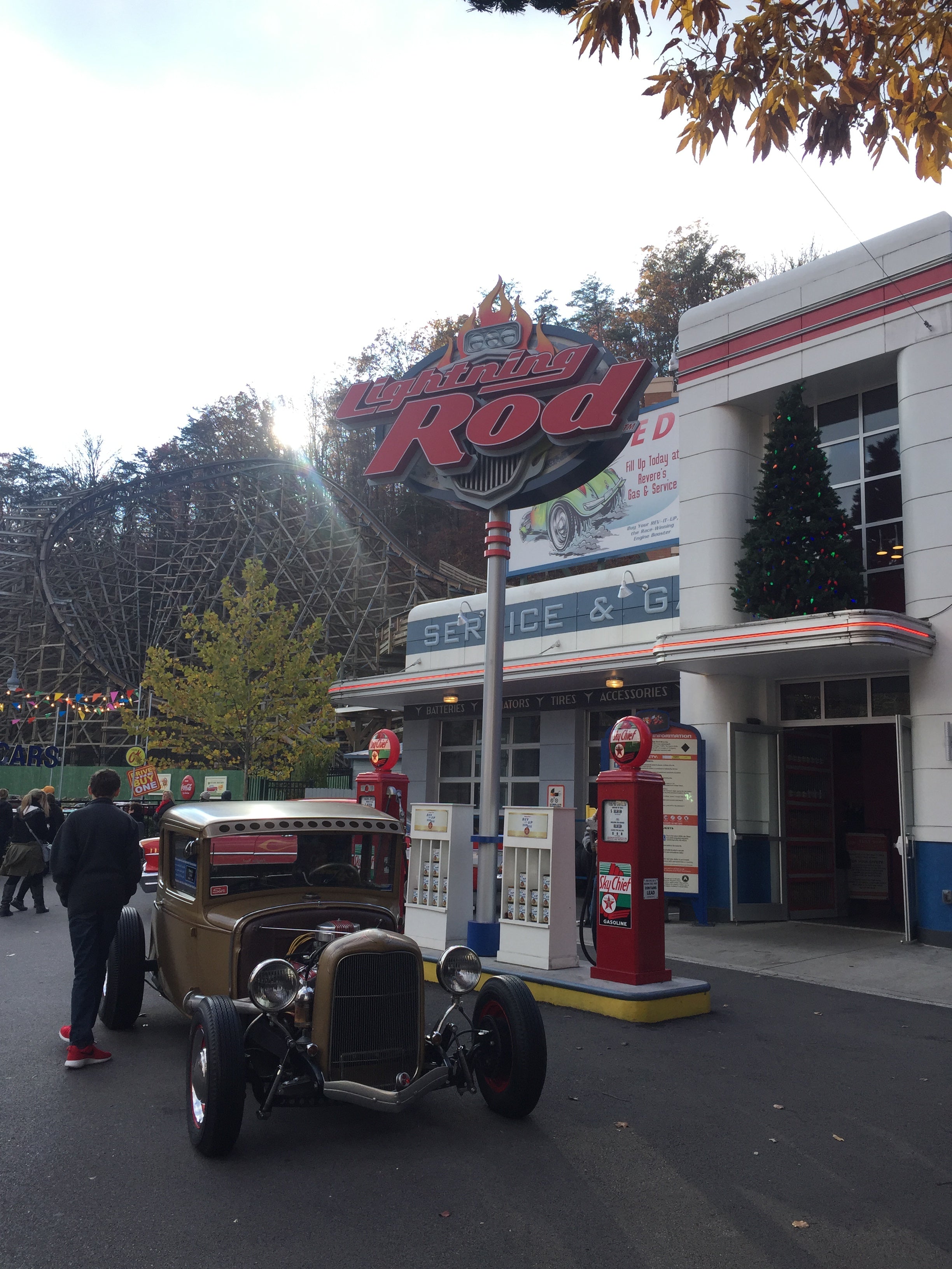 The Lightning Rod Dollywood