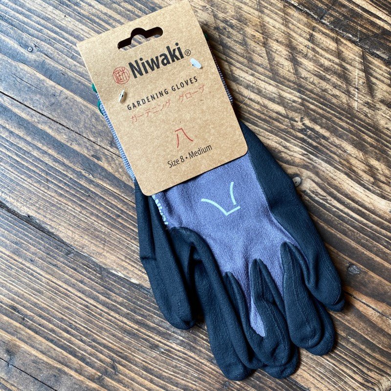 https://cdn.shopify.com/s/files/1/0509/1193/6720/products/niwaki-gardening-gloves-856295.jpg?v=1667167567&width=800