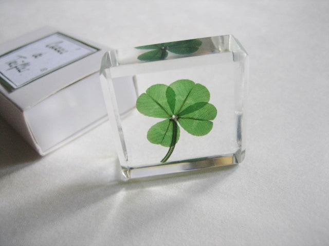 4 leaf clover made in France