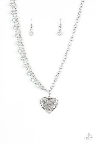 Paparazzi Total Eclipse of The Heart Necklace