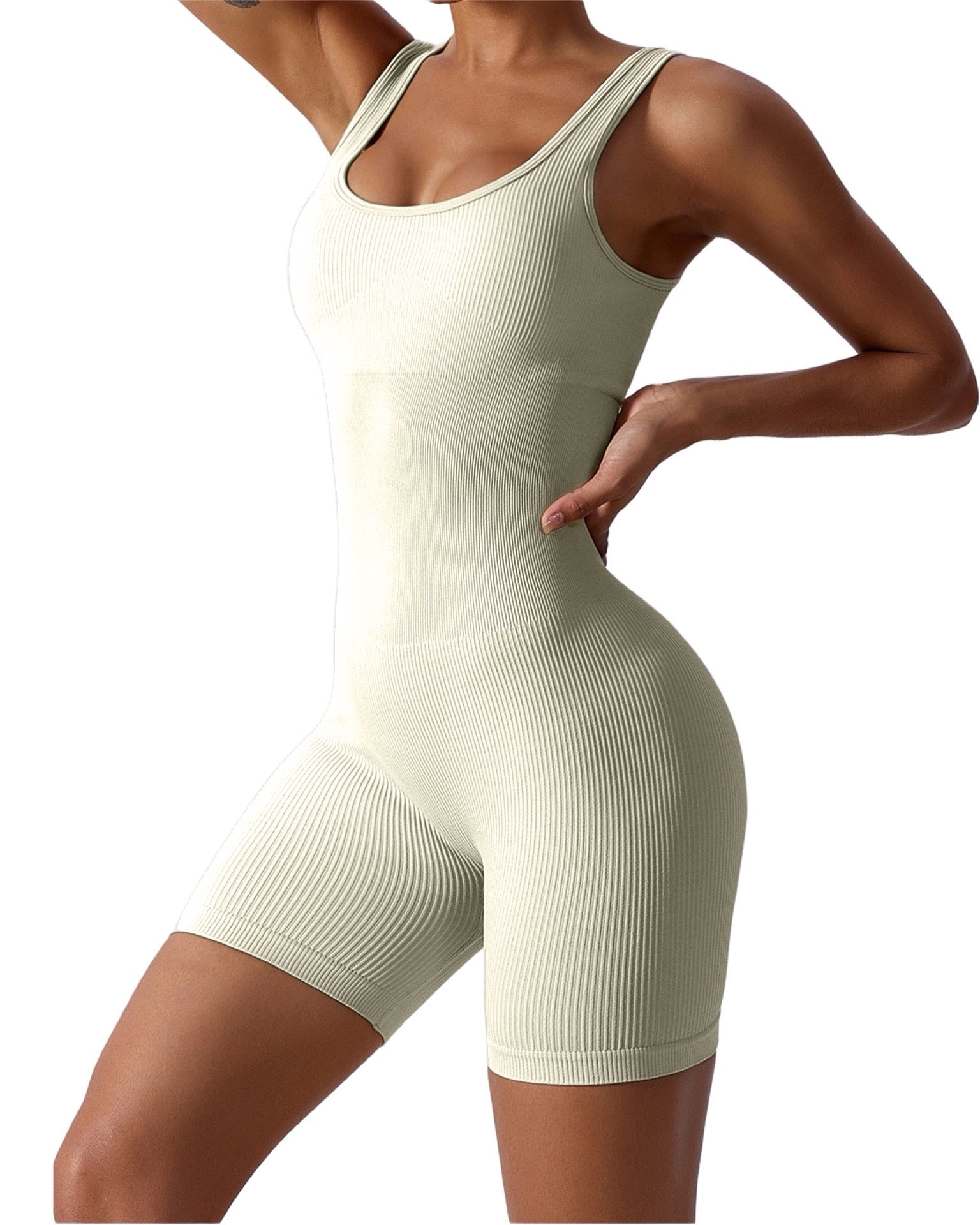 Se Jumpsuit one-piece Beige - Medium / Beige hos CBL-Fitness.dk