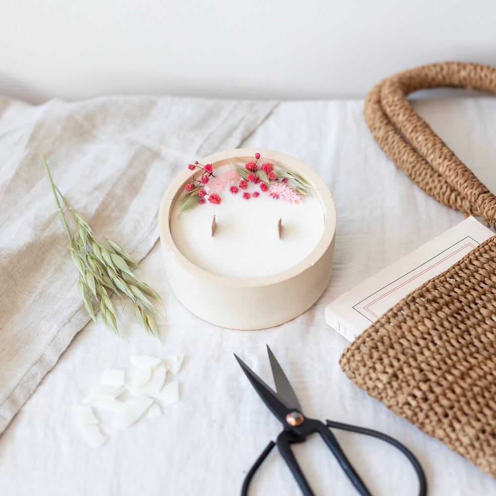 Kit DIY pour votre bougie de fleurs séchées